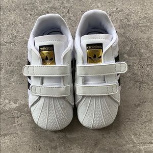 Adidas toddler sneakers
